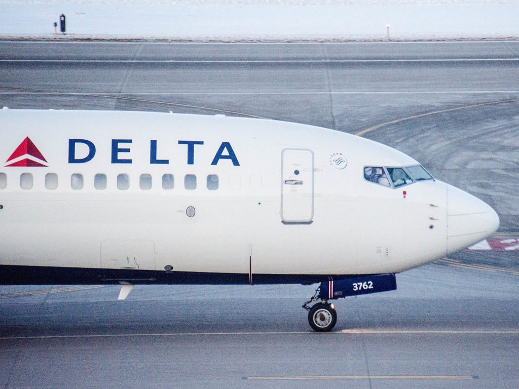 Společnost Delta testovala satelitní internet Starlink ve svých letadlech