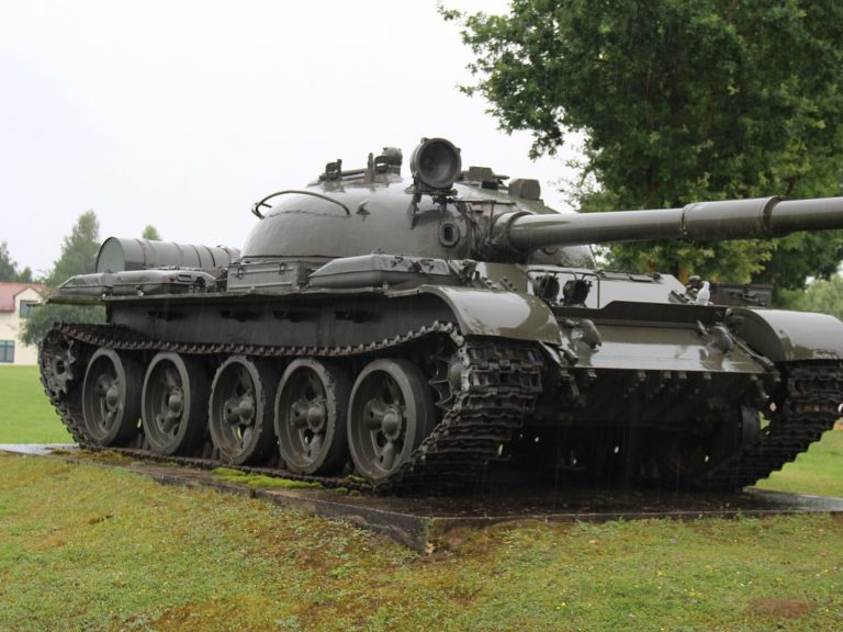 Soviet T M MBT Standard Battle Tank  e