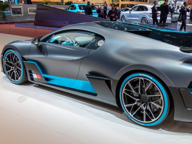px Bugatti Divo GIMS  Le Grand Saconnex GIMS e