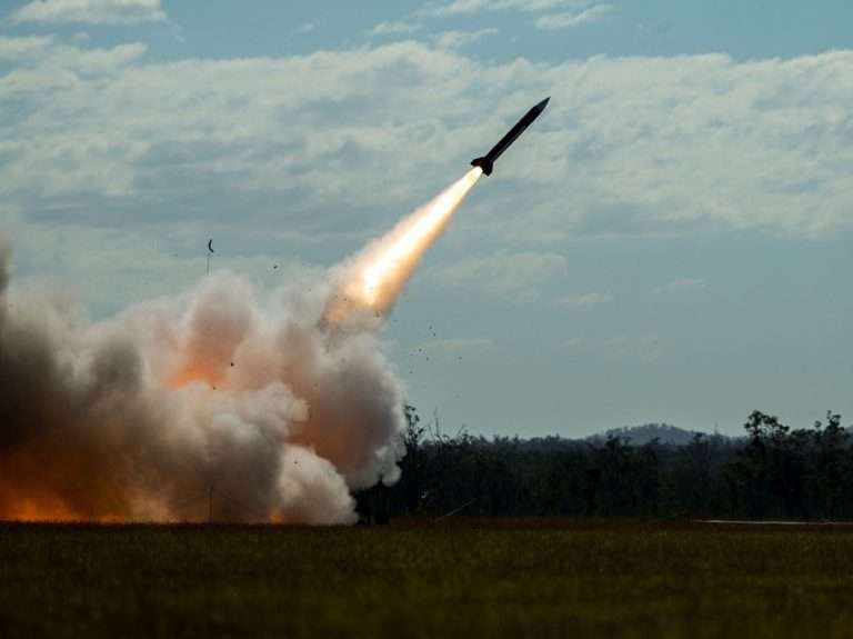 M VR    MIM  Patriot at exercise Talisman Sabre  Image  of  e