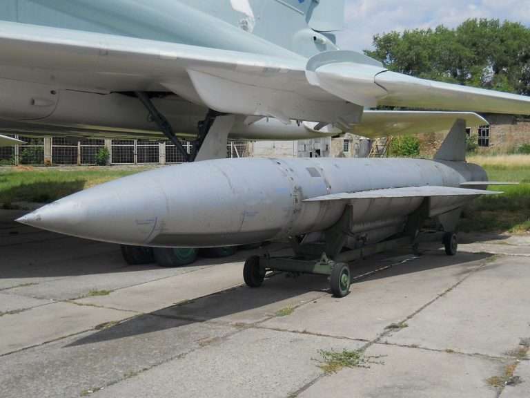 Raduga Kh NA   state aviation museum zhulyany  e