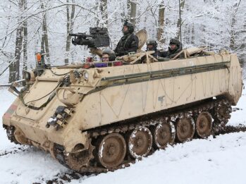 Obrněné transportéry M113: Na Ukrajinu dorazily nové stroje